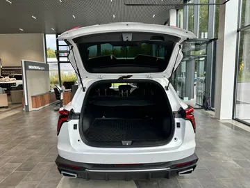 Купить Haval F7, II Белый 1.5 AMT (150 л.с.) от 2663990 ₽. в Ульяновске