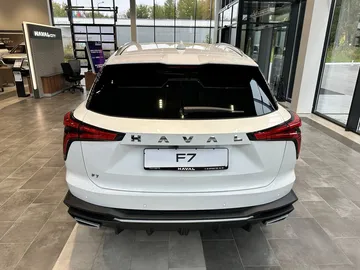 Купить Haval F7, II Белый 1.5 AMT (150 л.с.) от 2814000 ₽. в Ульяновске