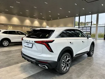 Купить Haval F7, II Белый 1.5 AMT (150 л.с.) от 2768000 ₽. в Ульяновске