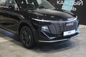 Купить Haval F7, II Черный 2.0 AMT (192 л.с.) 4WD от 3199000 ₽. в Ульяновске