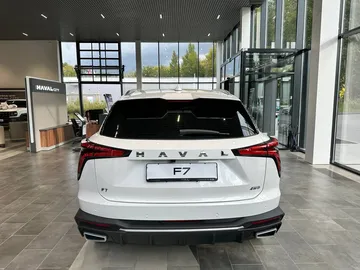 Купить Haval F7, II Белый 2.0 AMT (192 л.с.) 4WD от 2967000 ₽. в Ульяновске
