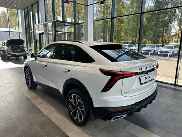 Купить Haval F7x, II Белый 2.0 AMT (192 л.с.) 4WD от 3469000 ₽. в Ульяновске