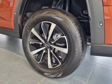 Купить Haval H7, I Оранжевый 2.0 AMT (192 л.с.) 4WD от 3449000 ₽. в Ульяновске