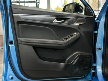 Купить Haval Jolion, I Рестайлинг Голубой 1.5 AMT (143 л.с.) от 2349000 ₽. в Ульяновске