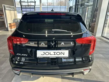 Купить Haval Jolion, I Рестайлинг Черный 1.5 MT (143 л.с.) от 1817000 ₽. в Ульяновске