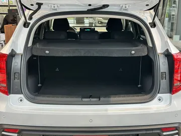 Купить Haval Jolion, I Рестайлинг Белый 1.5 AMT (150 л.с.) 4WD от 2398010 ₽. в Ульяновске