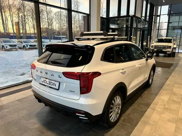 Купить Haval Jolion, I Рестайлинг Белый 1.5 AMT (150 л.с.) 4WD от 2514000 ₽. в Ульяновске