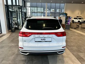 Купить Haval M6, II Белый 1.5 AMT (143 л.с.) от 1902010 ₽. в Ульяновске